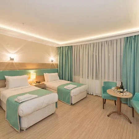 The Ottoman 4*